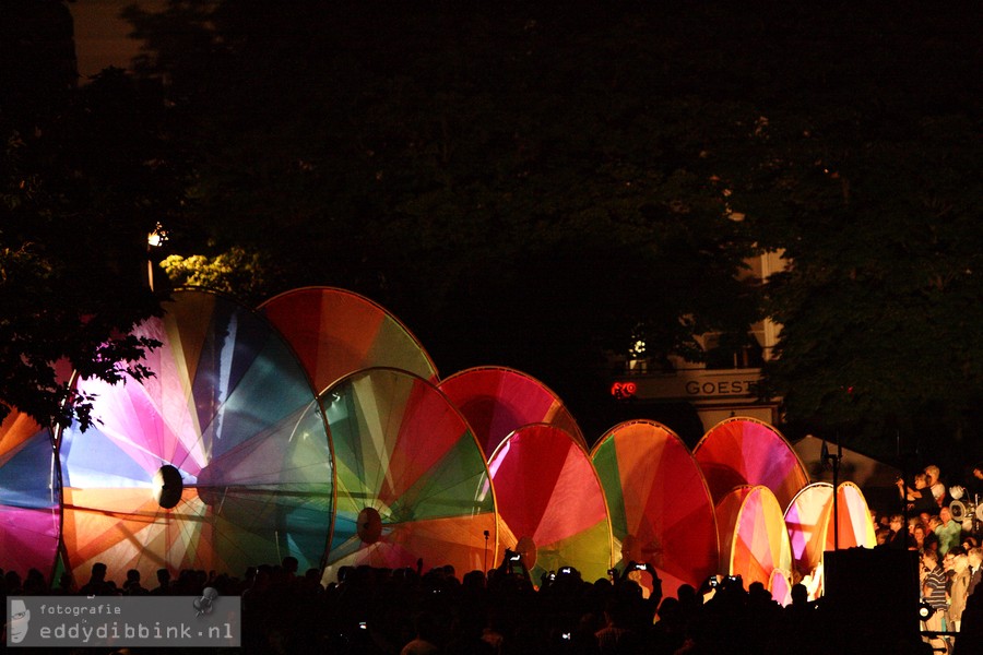 2014-07-11 Compagnie Off - Les Roues de Couleurs (Deventer Op Stelten) 001